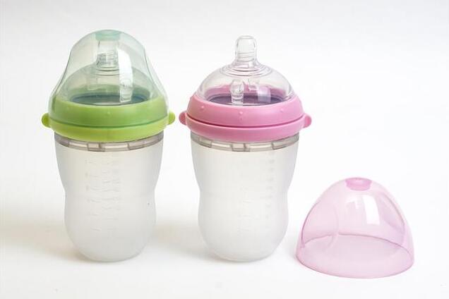 硅胶婴儿奶瓶多久换一次好呢？
